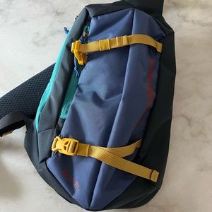 Patagonia sling bag